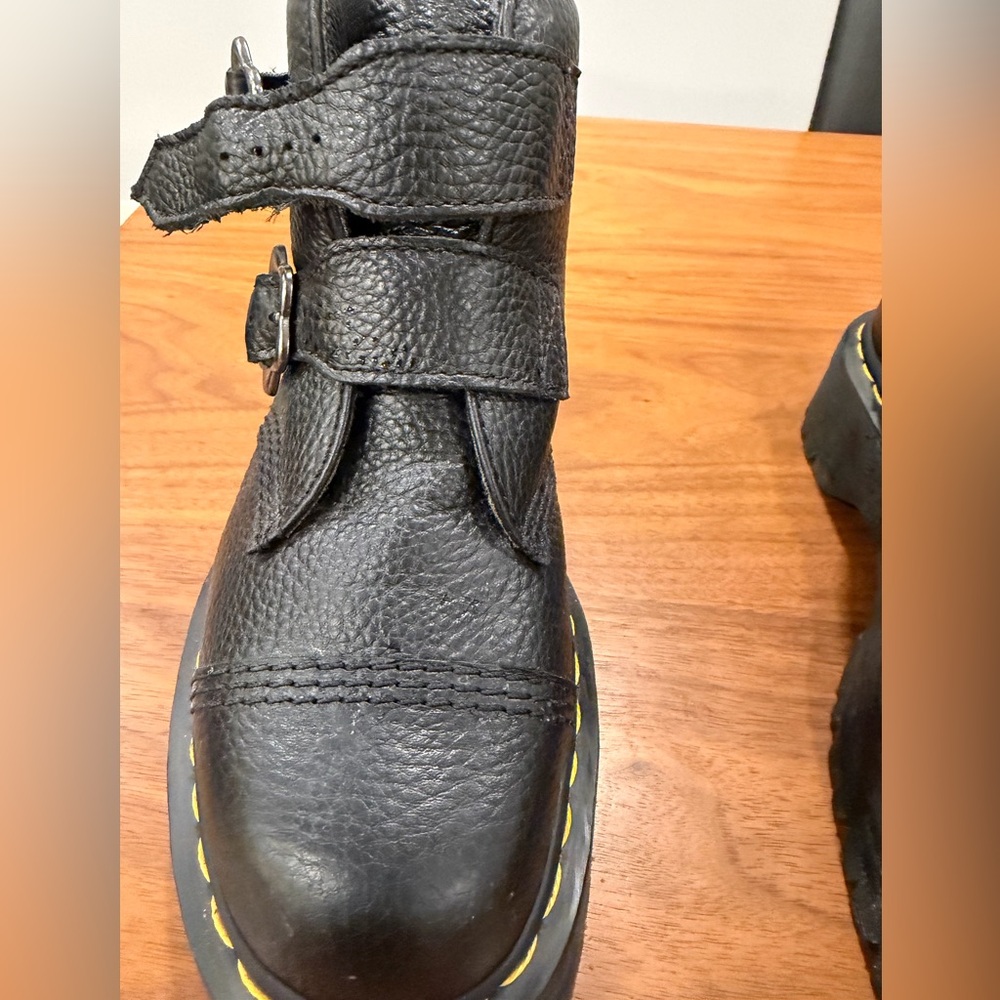 Dr. Martens Women’s Devon FlowerAnkle Boot - Picture 7 of 8